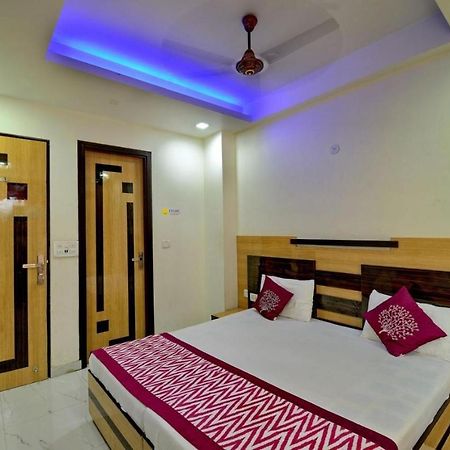 فندق Goel Residency دلهي المظهر الخارجي الصورة